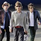 5c8b0bee240000f404a3f87d