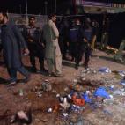 5c8b0cab240000f404a3fa21