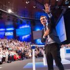 5c8a59a12000009d036f0d3e