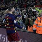 5c8b14e72500000d04c9ff4d