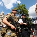 5c8ad6f83b000072066cab8a