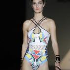 5c8b0ea1240000f404a3fe51