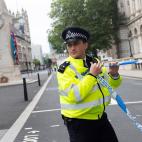 5c8a68e9260000f903fe5048