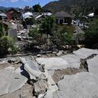 5c8a63f42400000a05a30535