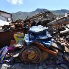 5c8a63f5260000ea04fe4a00