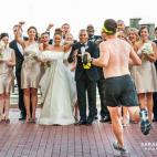 Una entrada rápida y triunfal.