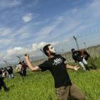 5c8b1b37230000dd04241de6