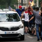 5c8a5fd725000058068111c5