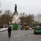 5c8b67d02300005300e81d0b