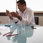 5c8ad08320000045046fcd03