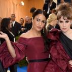 Jenni Konner y Lena Dunham