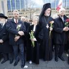 5c8ab6ef2500000a06819b12