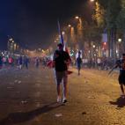 5c8a56e0260000e804fe39ef