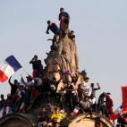 5c8a5755260000f903fe3aa2