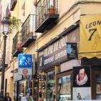 El barrio cuenta con numerosas referencias al autor.