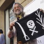 5c8b7e6724000093024d9f7f