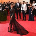 Beyonc&eacute;, en la gala de 2014 Su pose hier&aacute;tica y esa cola se hicieron c&eacute;lebres en uno de los incidentes m&aacute;s sonados de la historia de la fiesta: la pelea en el ascensor entre su hermana y su marido (en la que Beyonc&e...
