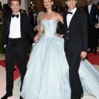 El vestido gana mucho con las luces apagadas: compruébalo