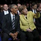 5c8b7b4f240000f7054d97ba