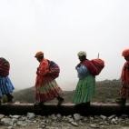 5c8b7b3b2500000704cac779