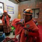 5c8b7b3b230000dd0424d836