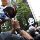 5c8ac8b4250000bd0581bd96