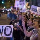 5c8ac8b8230000040123b324