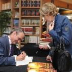 5c8b68493b000054066d8307