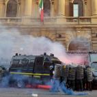 5c8ac2fc360000c81a6c05aa