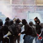 5c8ac2fd3b000072066c86a2