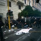 5c8ac2fd3b000054066c86a4