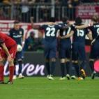 5c8b62a42500000d04ca88be