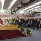 5c8ac0d12400000a05a3a05b