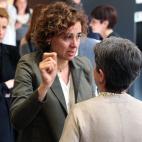 La ministra de Sanidad, Dolors Montserrat, y la dirigente del PSC Teresa Cunillera.