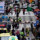 5c8abf96240000f404a39e4d