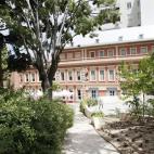 5c8b22a4250000e203ca232b