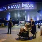 5c8b2d18250000e203ca3b69