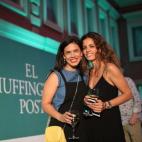 María Macías, directora de comunicacion de Farlabi, y una amiga