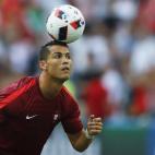 ¿Se imaginan una Liga sólo con clones de Cristiano Ronaldo? Pues algo así podría hacerse con la cantidad adeudada a Hacienda, ya que se podría adquirir a Cristiano Ronaldo 163 veces con los 15.700 millones.