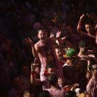 5c8b39532000009d03706f45