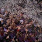 5c8b3954250000e203ca5708