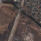 Largos atascos en Irpin, captados por el sat&eacute;lite Maxar Technologies.