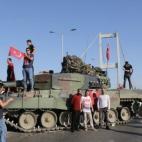 5c8b47b5360000e01c6cd241