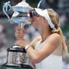 5c8ab7a0240000f404a38cc9