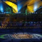 5c8b2ff3250000e203ca425c