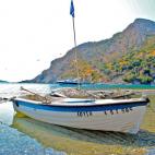 Fuera del cl&aacute;sico circuito tur&iacute;stico Atenas &ndash; Santorini &ndash; Mykonos se encuentra Samos, una de las islas griegas m&aacute;s desconocidas y m&aacute;s aut&eacute;nticas, que nada tiene que envidiar a sus vecinas. Se e...