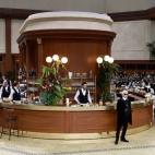 5c8a9e92360000ba1a6bb753