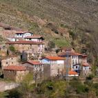 5c8a4e68250000580680fa1c