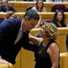 S&aacute;nchez saluda a Susana D&iacute;az.