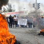 Barricadas, fuegos en las calles... el paisaje de numerosas ciudades de Per&uacute;